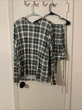 kate quinn Men's Plaid Loungewear Set in Black and White